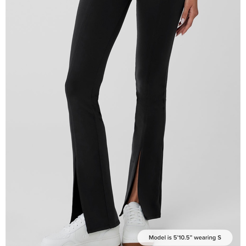 Alo Airbrush High Waist flutter legging - black size Small